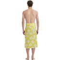 White Hibiscus flowers with Dhari (Yellow) on Traditional Men s Hawaiian Lavalava View4