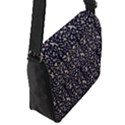 Brown Giraffe Pattern Flap Closure Messenger Bag (S) View2