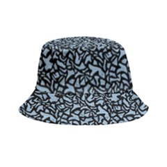 Blue Giraffe Pattern Bucket Hat
