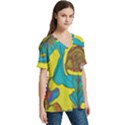 Mid Century Retro Floral 1970s 1960s Pattern 60 V-Neck Split Shoulder Casual T-Shirt View3