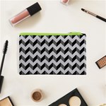 Modern Retro Chevron Patchwork Pattern  Cosmetic Bag (XS) Back