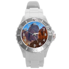 Zion National Park Round Plastic Sport Watch (l)