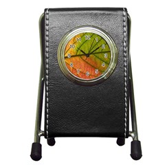 Leaf Autumn Fall Season Macro Pen Holder Desk Clock