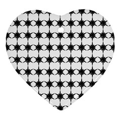 Pattern 137 Ornament (heart) by GardenOfOphir