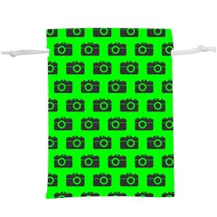 Modern Chic Vector Camera Illustration Pattern Lightweight Drawstring Pouch (xl)