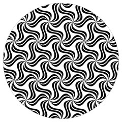 Soft-pattern-repeat-monochrome Round Trivet