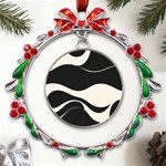A Minimalist Pattern With Simple Lines And Shapes, Creating A Clean And Modern Aesthetic 06 Metal X mas Wreath Ribbon Ornament Front
