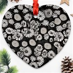 Mid Century Retro Floral 1970s 1960s Pattern 86 Ornament (Heart) Front